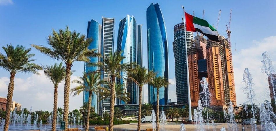 Fujairah east coast UAE mountains